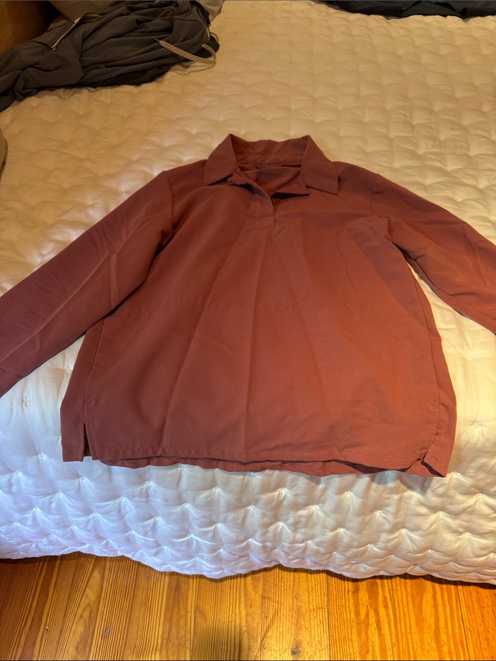 Figs Collared Long-Sleeve Scrub Top  in Mauve